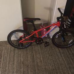  2024 Schwinn Shimano Tourney Mountain Bike