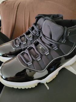 Jordan 11 Jubilee size 10.5 (NO TRADES PRICE IS FIRM)