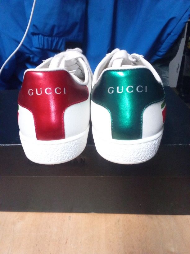 Gucci  Size 6  Womens Shoes