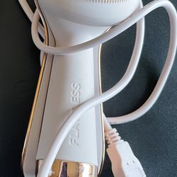 Finishing Touch Flawless Facial Cleanser & Massager
