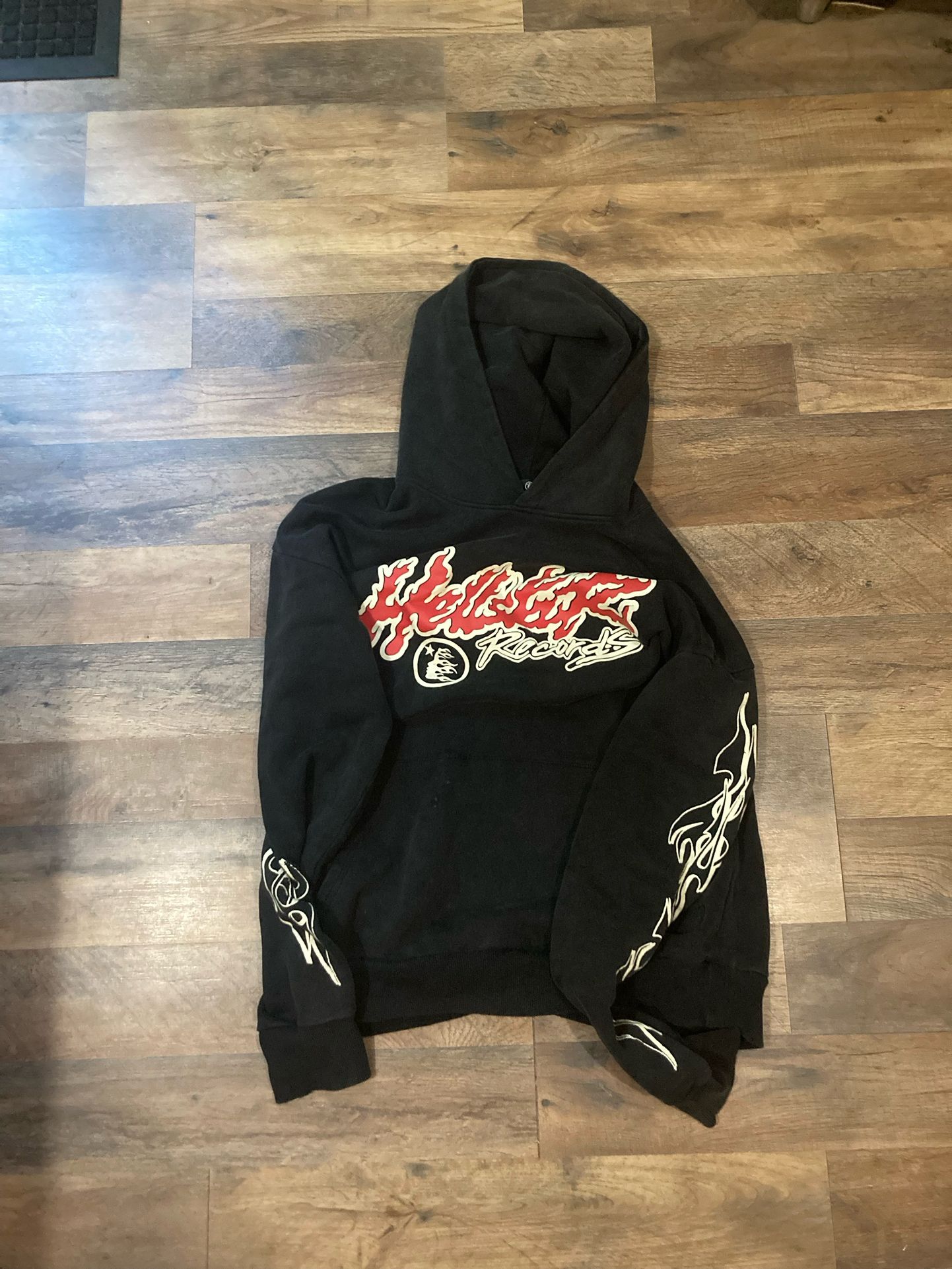 hell star Hoodie