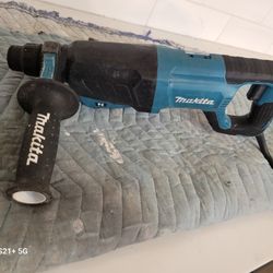 Makita Drill Hammer 