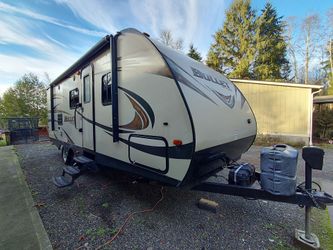 24 ft Travel trailer