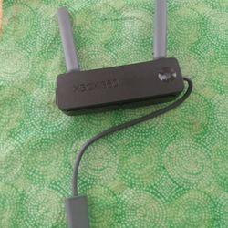 XBOX 360 WIRELESS NETWORKING  ADAPTER MICROSOFT 