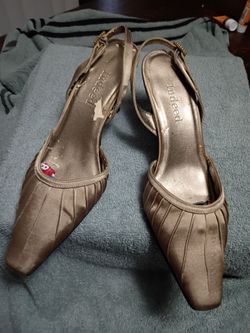 Ladies shoes