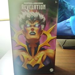 Masters Of The Universe Revelation Exclusive Evil Lyn Aka Hero Lyn