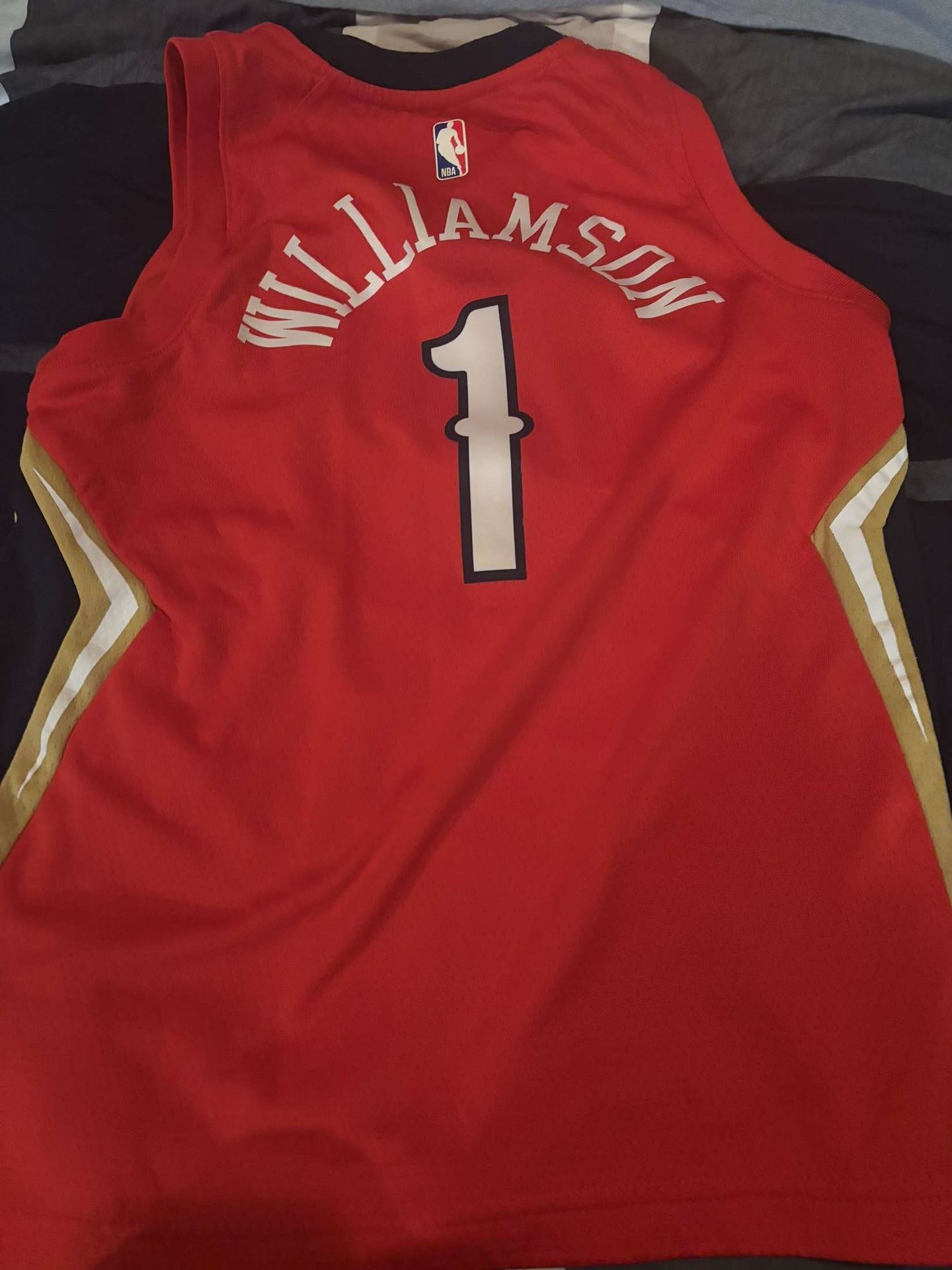 Zion Williamson jersey