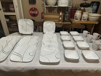 Corelle Simple Lines Dinnerware Set