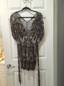 Women's/Junior Dress