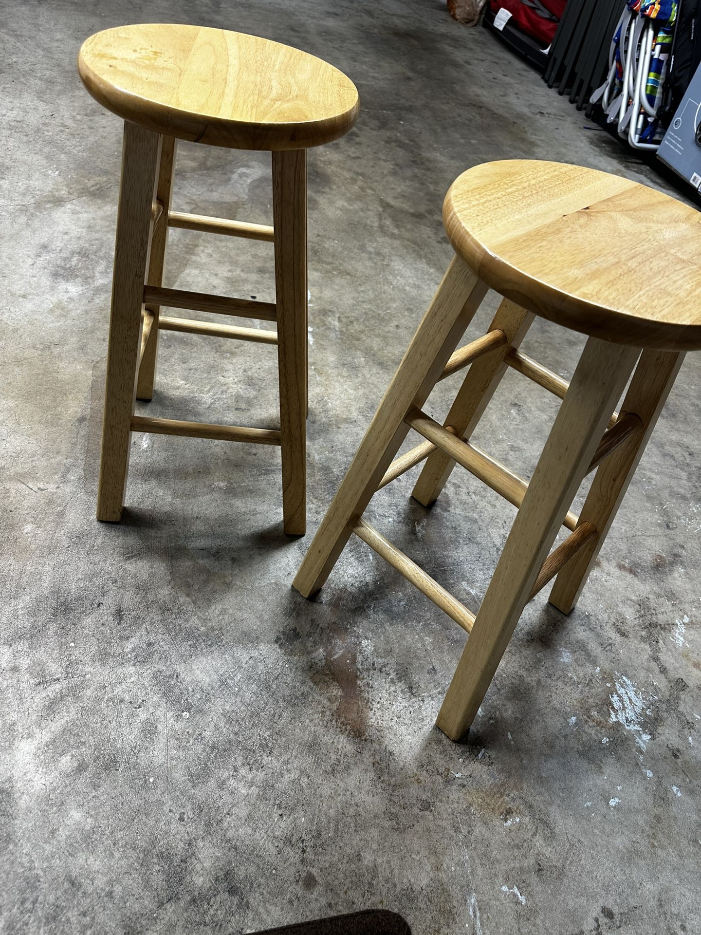 24in Wooden Bar Stool Set Of 2