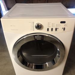 Frigidaire Gas Dryer