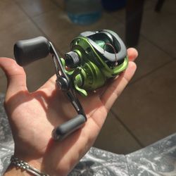 Pflueger Monarch 