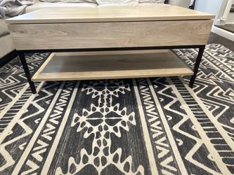 Lift Top Coffee table With Storage