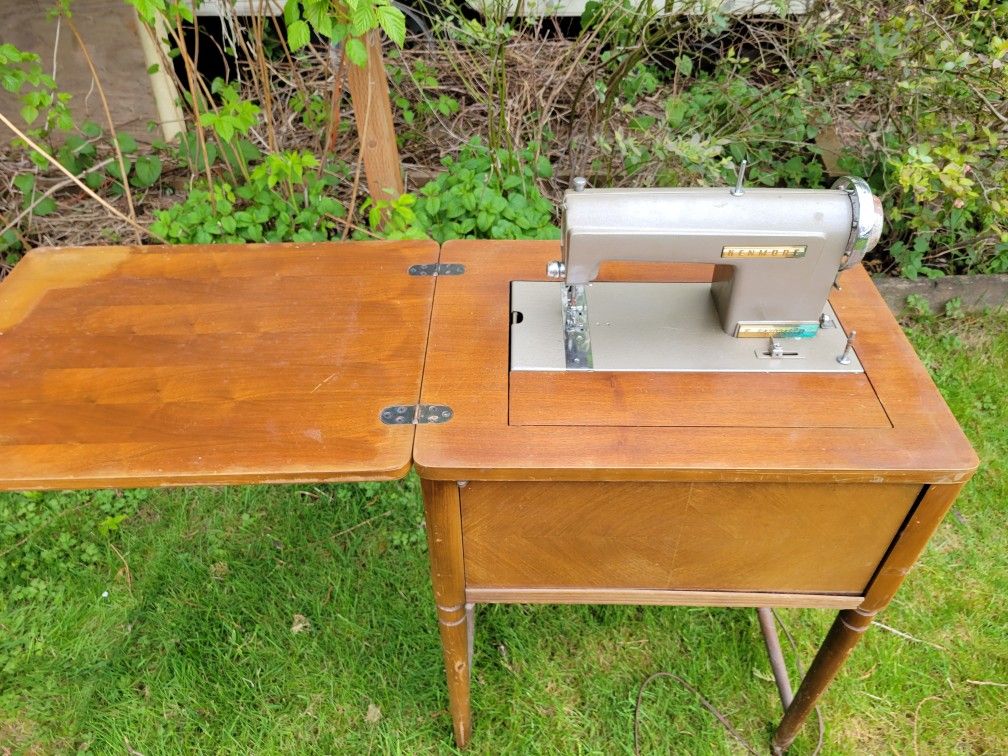 Free old sewing machine