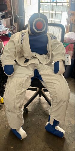 BJJ Grappling Dummy with Gi – MMA / Jiu-Jitsu Training