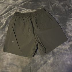 Lululemon Active Shorts 7 Inch