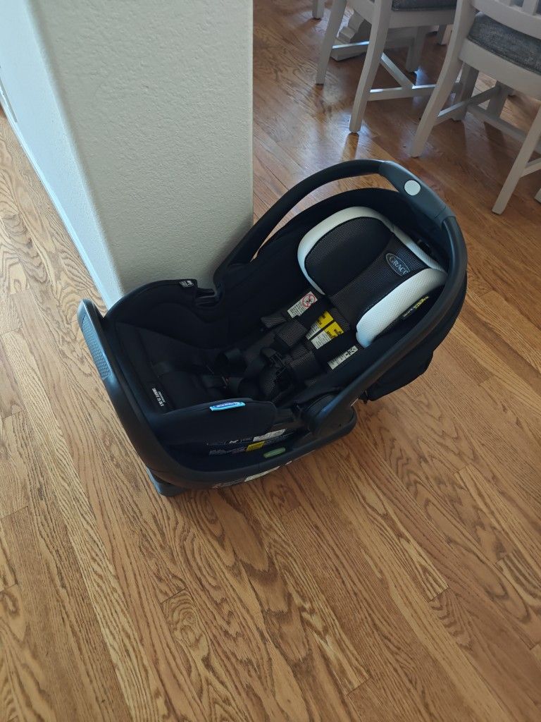 Graco Snugride Snugfit 35 DLX