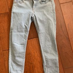 Never worn size 6 forever 21 jeans