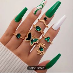 Six  Cute Super Green Golden Rings
