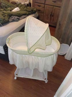 Baby Bassinet with Canopy and Wheels