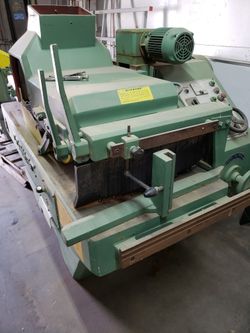 Cosmec Straight Line Multiple Rip Saw. 