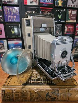 Vintage Polaroid 800 Land Camera With Flash Attachment SEE DESCRIPTION