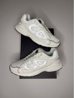 B30 White Size 11
