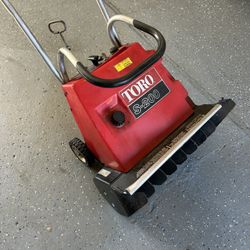Toro S200 Snowblower