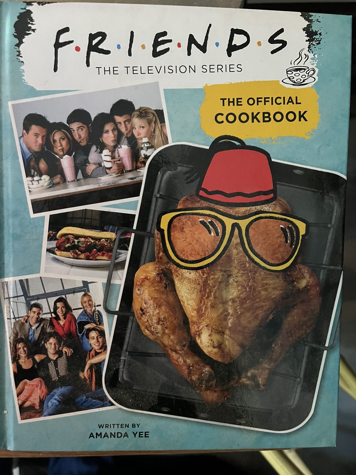 F R I E N D S - Shot Glasses/cups/caed Game And Cooking Book