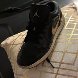Nike Jordan Size 4.5
