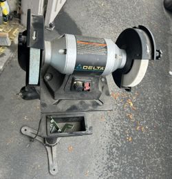 Delta 6" Bench Grinder with light and stand,  Model 23-645