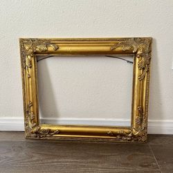 Antique Victorian Style Ornate Gold Picture Frame 17/21 Inches 