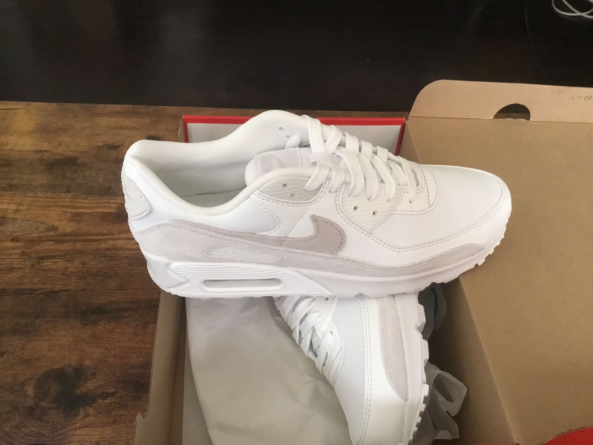 New Men’s Nike Air Max 90 size 10