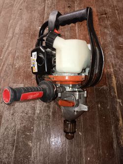 Gas powered drill