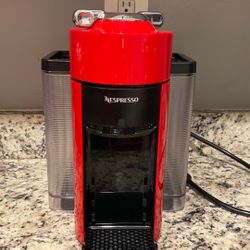 Nespresso Evoluo Shiny Red Vertuo Line