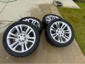 Chevrolet chrome factory 22” rims