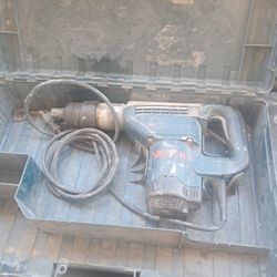 BOSCH HAMMER DRILL 1247