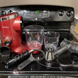 BRAND NEW- Aeitto Juicer