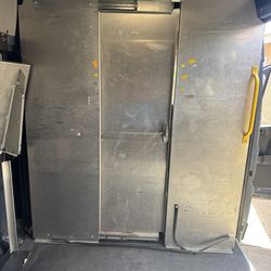 Cargo van door heavy duty separation