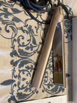 TYME Curling Iron