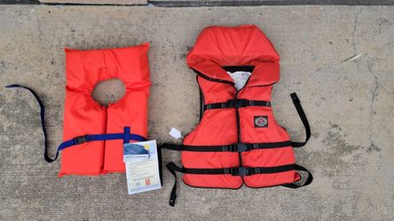 Lot Of Two Life Vests Boating Adult Universal Ocean Swim XXL Stearns