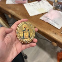 100% gold Childs jewelry box