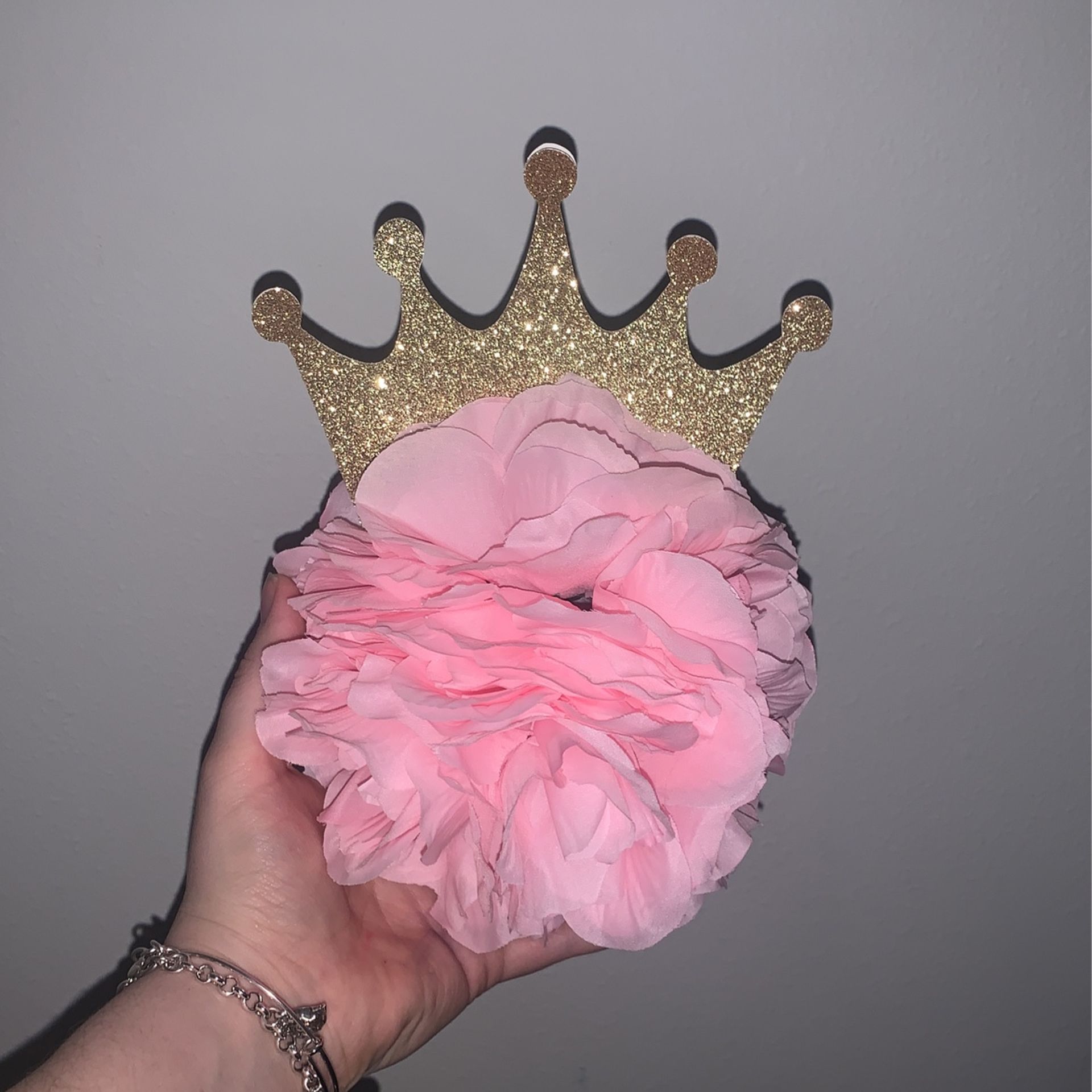 Small Follower Ball With Crown Party Decor 