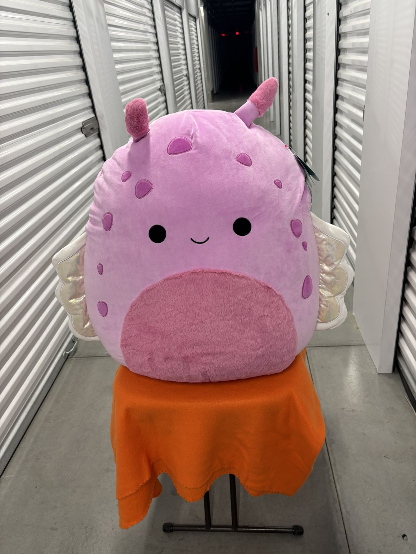 Squishmallows JUMBO Shabnam The Pink Sea Slug