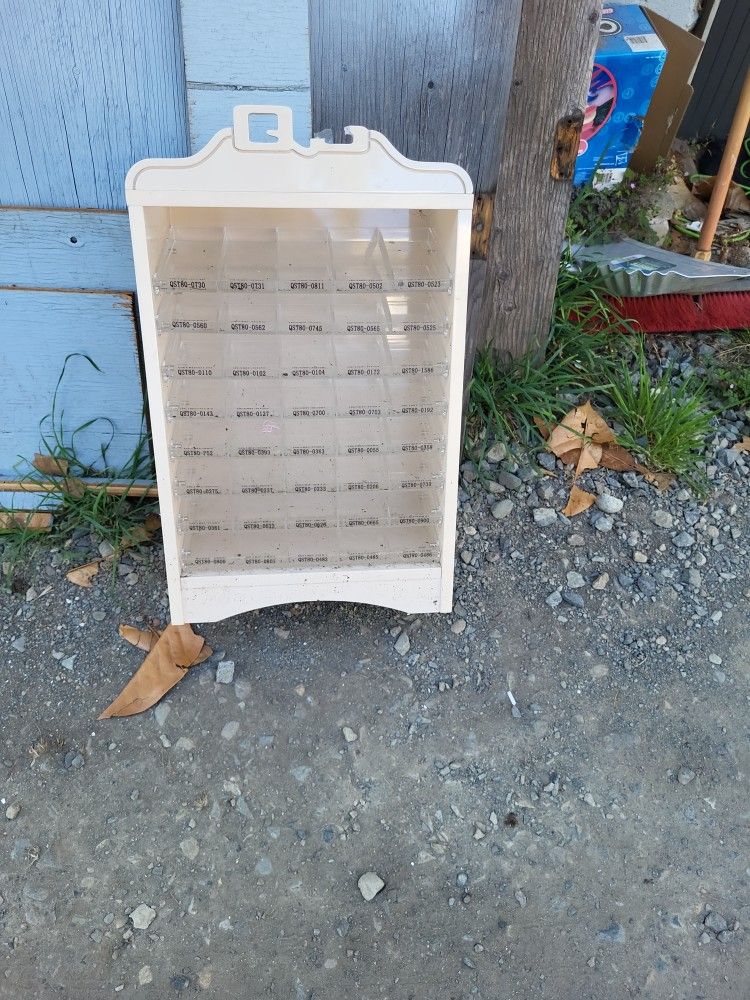 Free Hobby Shelf