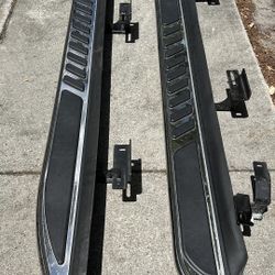 Running Board’s Step Into Vehicle Safely