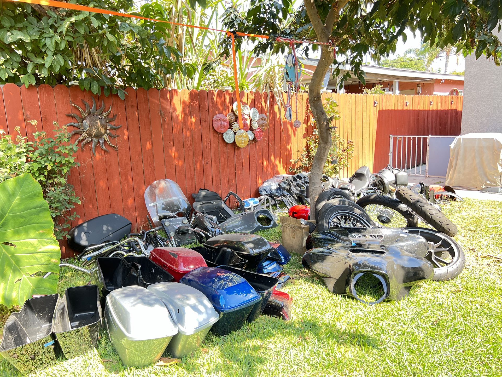 Selling Harley Davidson Parts Mix