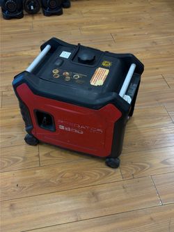 PREDATOR 3500 Watt SUPER QUIET Inverter Generator