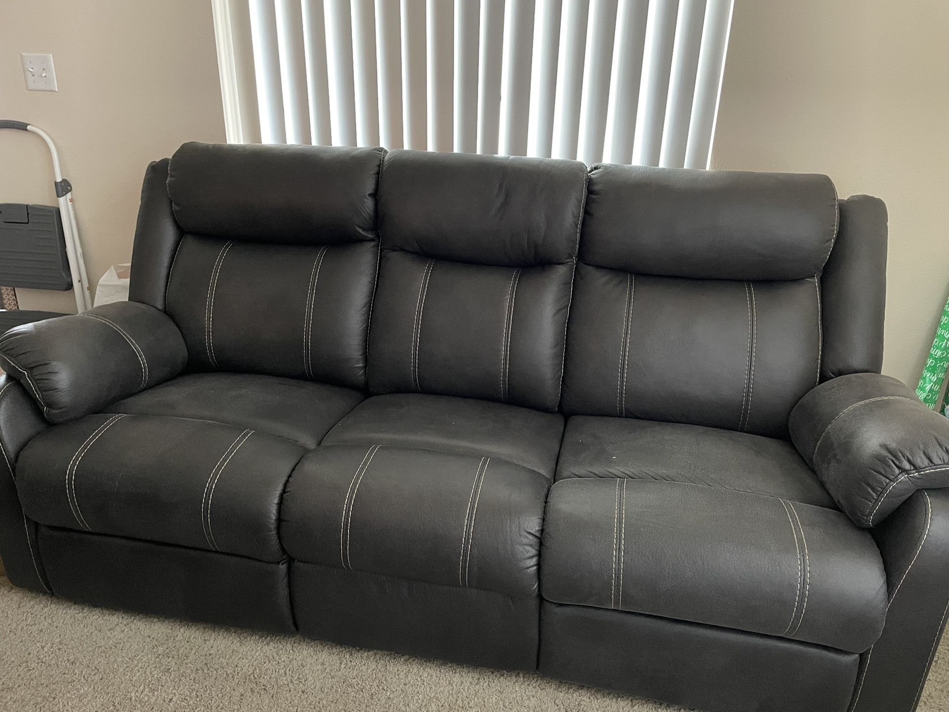 Reclining Leather Couch Set 