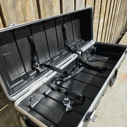 SKB Compact Stand Case 36-1/2 x 11-7/8 x 8-1/4 with Wheels & Straps, TSA Latches, Over molded Handle